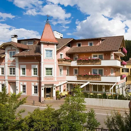 Hotel Blitzburg-3